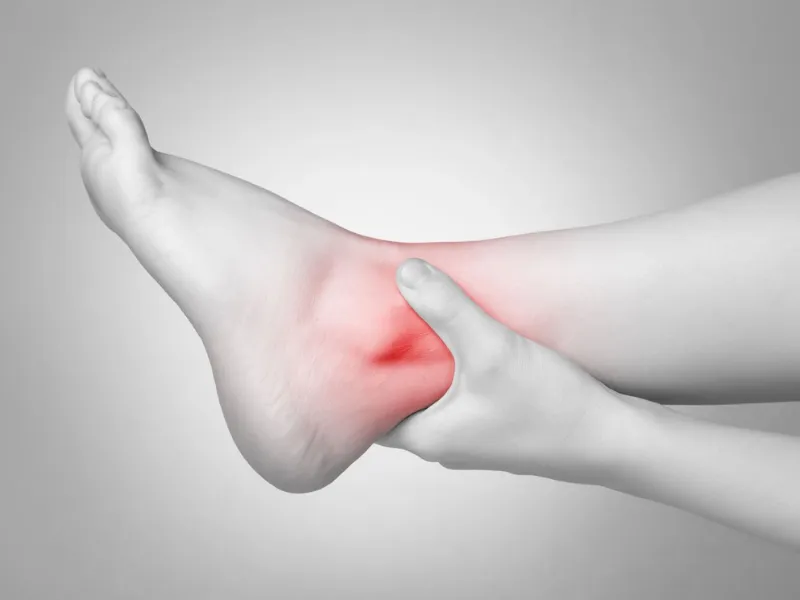 Bong gân cổ chân - tổn thương dây chằng
