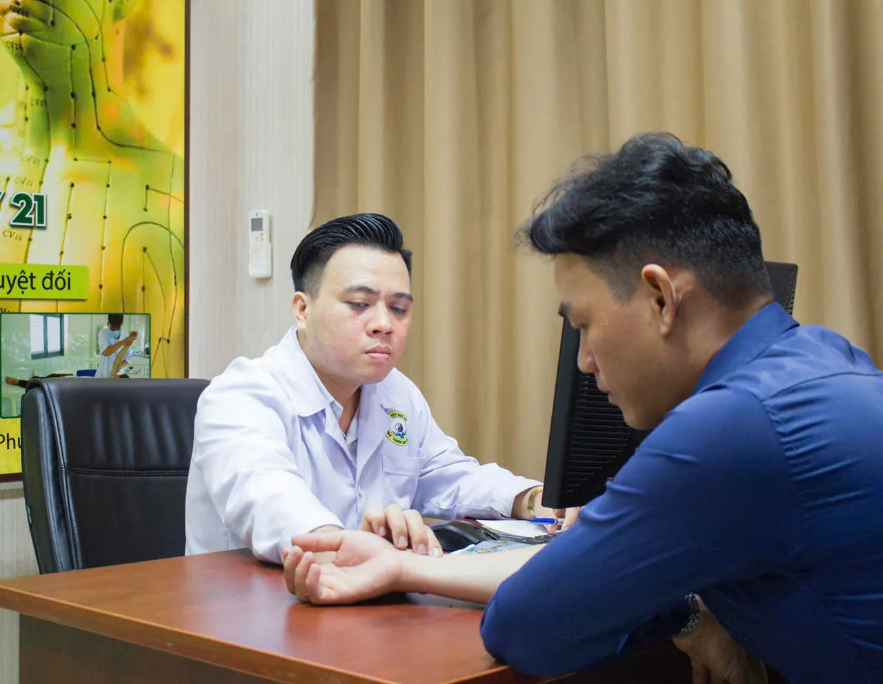 Khám và bắt mạch miễn phí tại Thái Y Viện